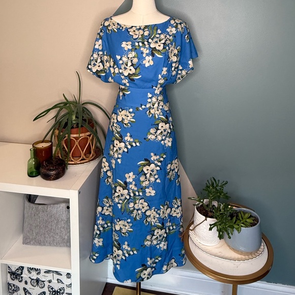 Alexia Admor Blue Floral Fit & Flare Midi Dress Boat Neck Lined Pockets Size 6 - Picture 2 of 12